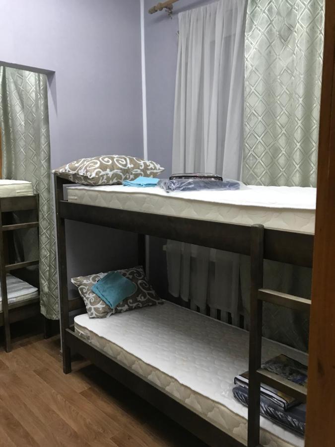 Ararat-Demeevskaya Hostel Kijów Zewnętrze zdjęcie