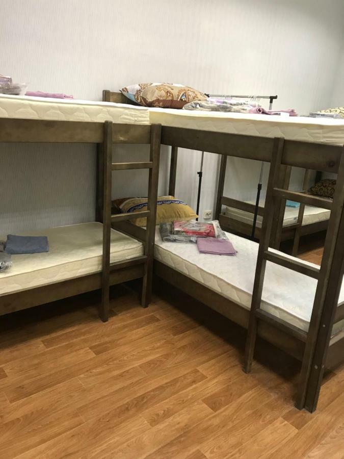 Ararat-Demeevskaya Hostel Kijów Zewnętrze zdjęcie