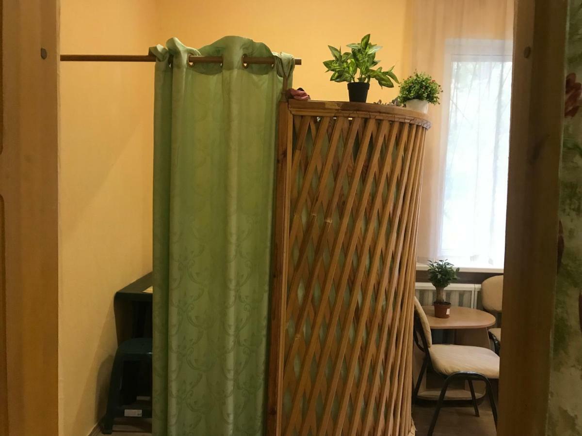 Ararat-Demeevskaya Hostel Kijów Zewnętrze zdjęcie