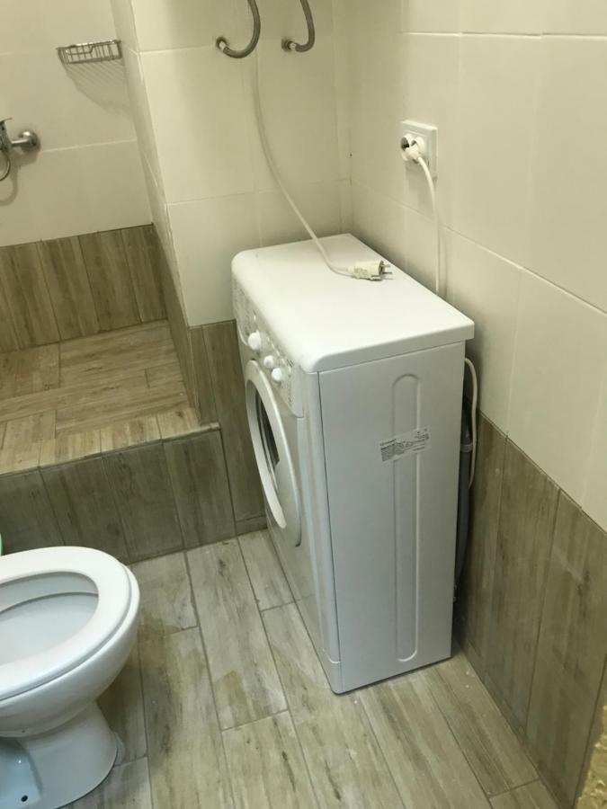 Ararat-Demeevskaya Hostel Kijów Zewnętrze zdjęcie
