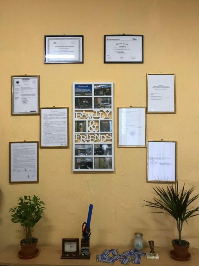 Ararat-Demeevskaya Hostel Kijów Zewnętrze zdjęcie